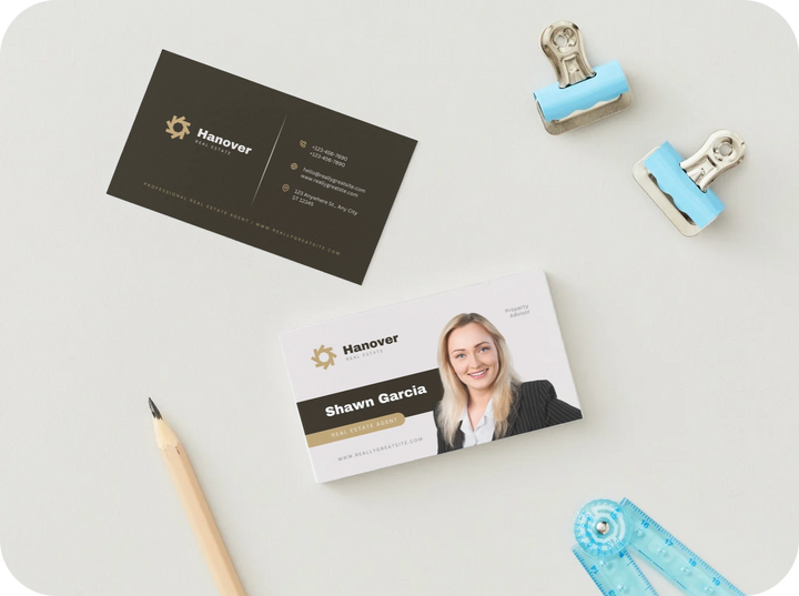 Luxury Real Estate Agent Business Card – Modern Realtor Design